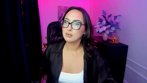 evasarazardje online show from 11/20/25, 07:35