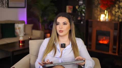 Snapshot of evasunderland chatting on 01/13/25, 08:15 Eva online show from 01/13/25, 08:15