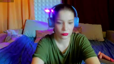 Eva online show from 04/17/26, 12:19