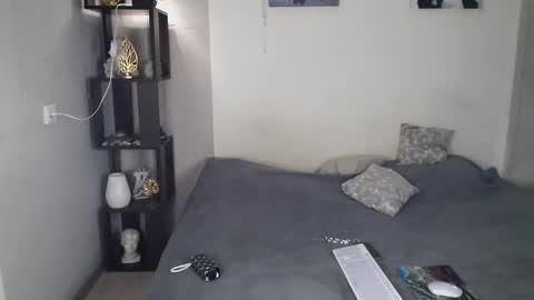 Snapshot of evatequila chatting on 09/16/25, 04:02 Eva online show from 09/16/25, 04:02