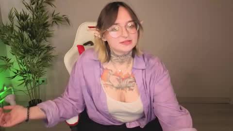 EvaTheWitcher online show from 06/01/26, 01:51