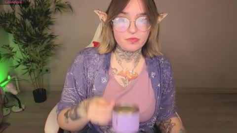 EvaTheWitcher online show from 06/03/26, 09:45