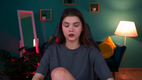 Snapshot of evathopson chatting on 01/24/25, 11:59 Eva next stream - - 1600 UTC2000 online show from 01/24/25, 11:59