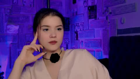 Snapshot of evathopson chatting on 02/01/25, 03:07 Eva next stream - - 1600 UTC2000 online show from 02/01/25, 03:07