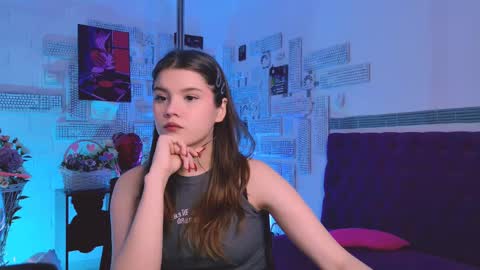 Snapshot of evathopson chatting on 02/28/25, 11:58 Eva next stream - - 1600 UTC2000 online show from 02/28/25, 11:58