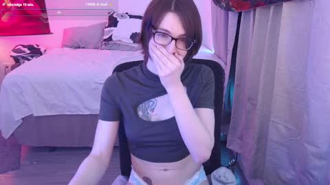 Vivi online show from 02/23/25, 02:29