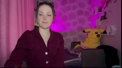 EvaxBlush online show from 04/15/26, 09:05