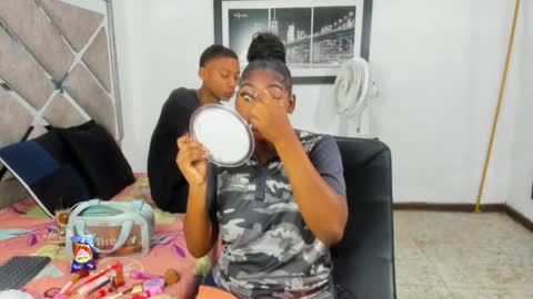 Eva And Emmanuel online show from 04/01/26, 01:41