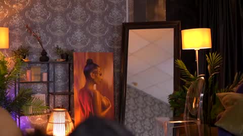 Snapshot of evazane chatting on 01/23/25, 04:48 Eva online show from 01/23/25, 04:48