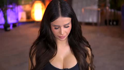 Snapshot of evazane chatting on 01/24/25, 02:30 Eva online show from 01/24/25, 02:30