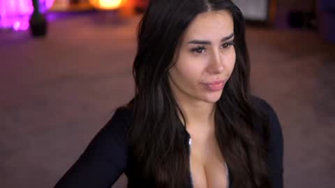 Snapshot of evazane chatting on 02/08/25, 10:29 Eva online show from 02/08/25, 10:29