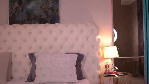 Snapshot of evazane chatting on 07/06/26, 03:03 Eva online show from 07/06/26, 03:03