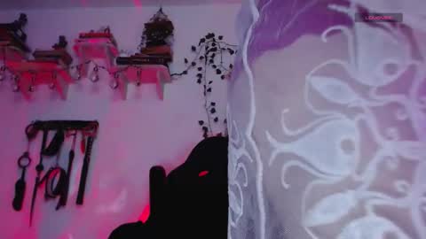 Eve Blue  friends. IG eve blue77 TW EveBlue 1 OF eveblue7 online show from 02/19/26, 02:29