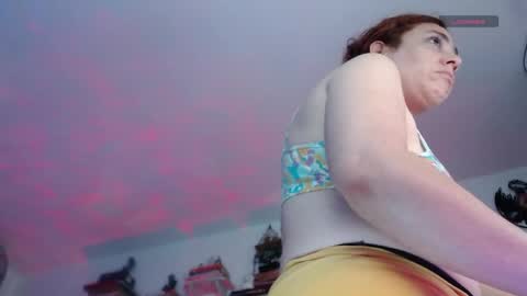 Eve Blue  friends. IG eve blue77 TW EveBlue 1 OF eveblue7 online show from 04/12/26, 02:05