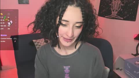 Snapshot of evee_uwu chatting on 11/07/25, 05:46 Eve Jane online show from 11/07/25, 05:46