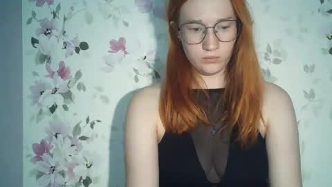 Snapshot of eveliina_shy chatting on 06/30/26, 03:57 Evelina online show from 06/30/26, 03:57