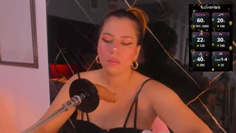 EVELIN online show from 10/26/25, 12:11