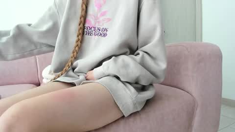 Evelin online show from 04/25/26, 09:01