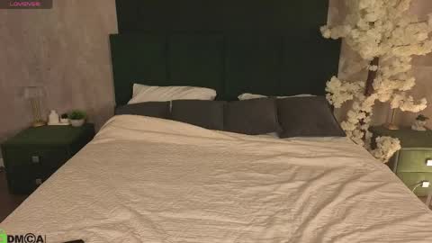 Evelina online show from 05/15/26, 01:12