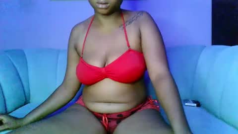 Snapshot of evelina_dripingpussy chatting on 12/20/24, 09:06 Evelina dripingpussy online show from 12/20/24, 09:06