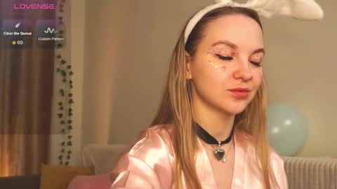 Eveline online show from 02/14/26, 08:27