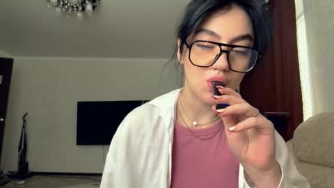 Sofia online show from 02/21/26, 06:58