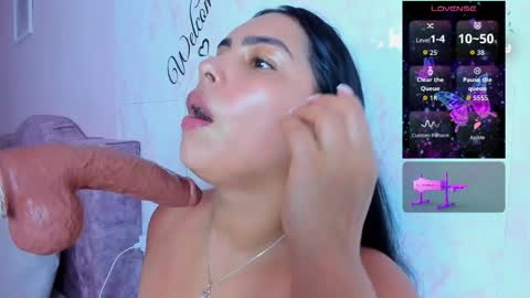 Evelinn belen online show from 05/20/26, 04:02