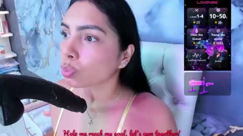 Snapshot of evelinn_belen chatting on 07/07/26, 12:09 Evelinn belen online show from 07/07/26, 12:09
