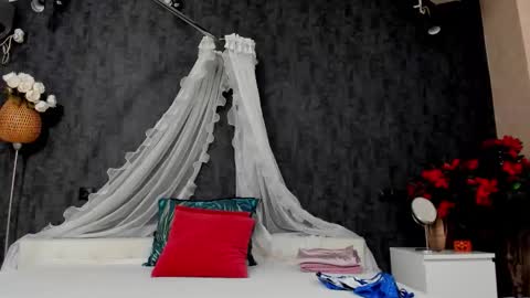 evellynereys online show from 01/15/26, 05:01