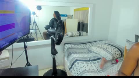 Snapshot of evelonga_707 chatting on 01/18/25, 07:15 DAYANITA online show from 01/18/25, 07:15