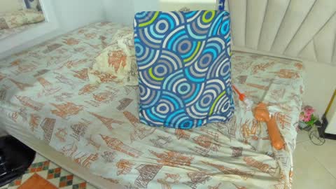 Snapshot of evelonga_707 chatting on 02/05/25, 10:12 DAYANITA online show from 02/05/25, 10:12