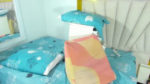 Snapshot of evelonga_707 chatting on 02/14/25, 10:25 DAYANITA online show from 02/14/25, 10:25