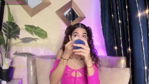evelyn__rose1 online show from 05/03/26, 03:01