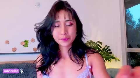 Snapshot of evelyn_chelle chatting on 12/31/24, 11:06 Im Eve or Chelle Next Stream 191224 online show from 12/31/24, 11:06