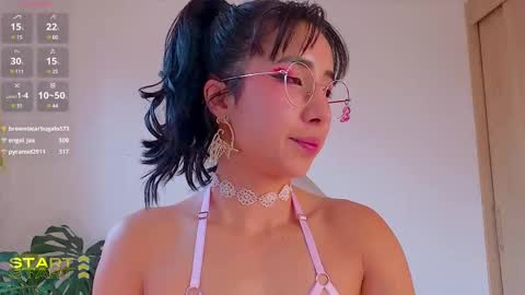 Snapshot of evelyn_chelle chatting on 02/14/25, 09:43 Im Eve or Chelle Next Stream 191224 online show from 02/14/25, 09:43