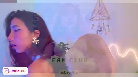 Snapshot of evelyn_chelle chatting on 10/18/25, 12:02 Im Eve or Chelle Next Stream 191224 online show from 10/18/25, 12:02