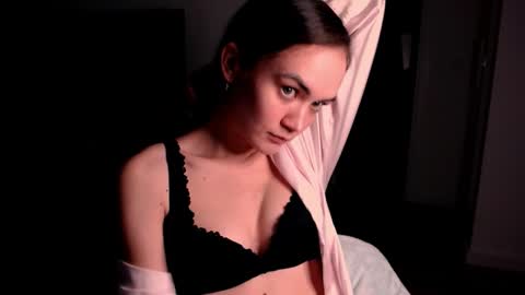 Evelyn online show from 11/23/25, 08:41