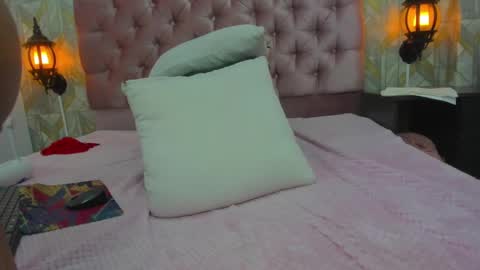 evelyn_morgan1 online show from 12/03/24, 06:15