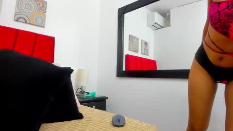 evelyn_morgan1 online show from 02/08/25, 11:55