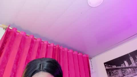 Evelyn Sandoval online show from 06/09/26, 01:39