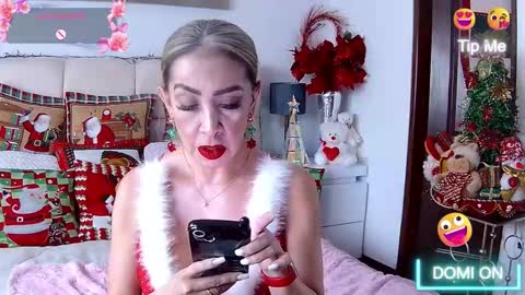 EvelynaGrey online show from 12/19/25, 08:27