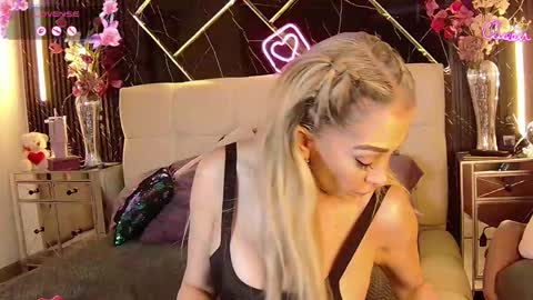 EvelynaGrey online show from 05/22/26, 07:37