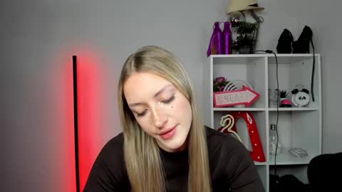 evelynblond online show from 05/15/26, 05:36