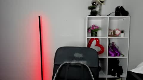 evelynblond online show from 07/09/26, 12:53