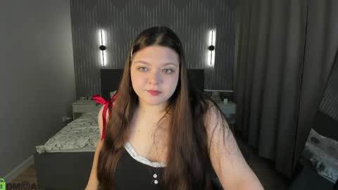 Evelyne Loo online show from 04/11/26, 01:10