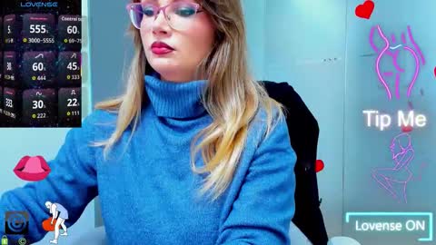 evelyne_rose online show from 11/04/25, 06:12