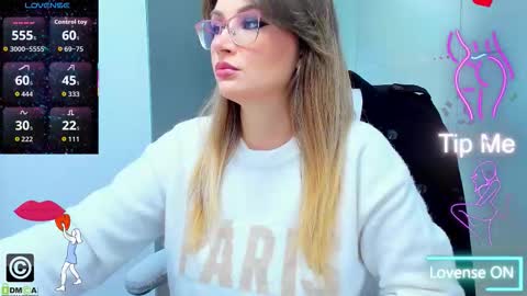 evelyne_rose online show from 12/01/25, 05:34