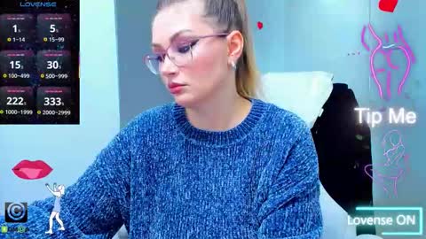 evelyne_rose online show from 12/03/25, 06:10