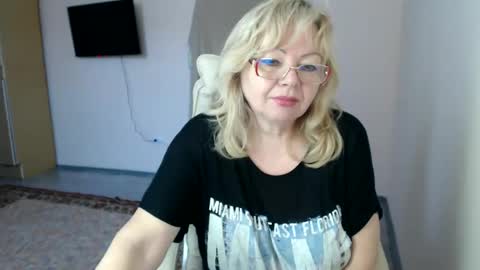 BarbaraBlondy online show from 02/25/25, 08:14