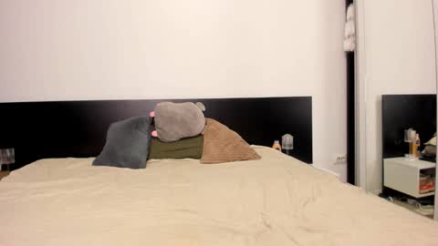 Evelyne online show from 03/02/26, 10:05